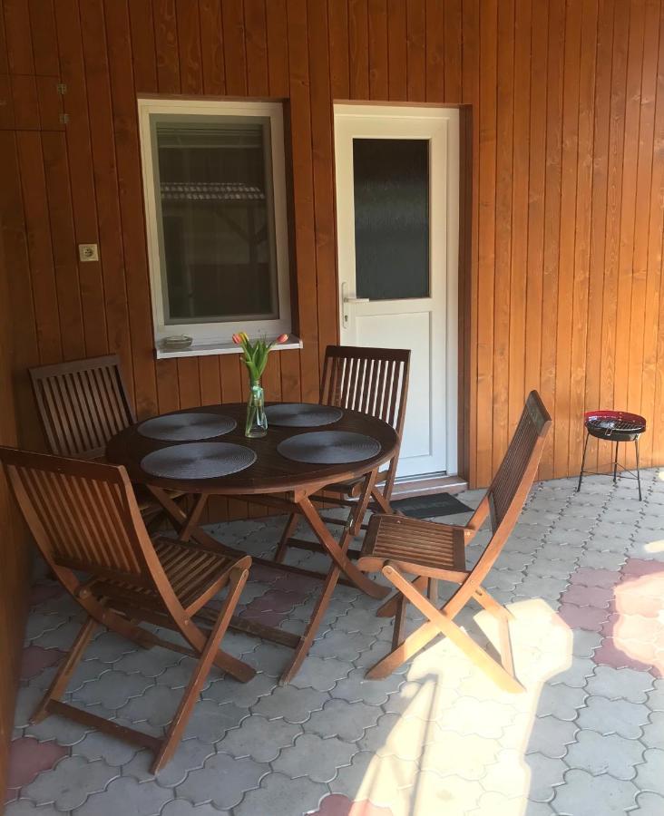Apartman U Karla Veľký Meder Exterior foto