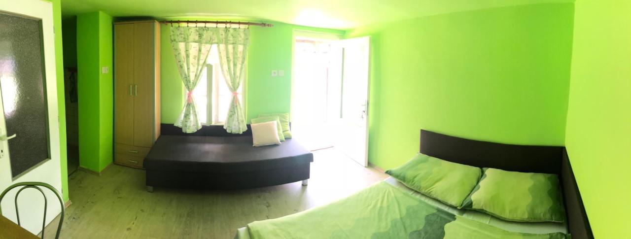 Apartman U Karla Veľký Meder Exterior foto